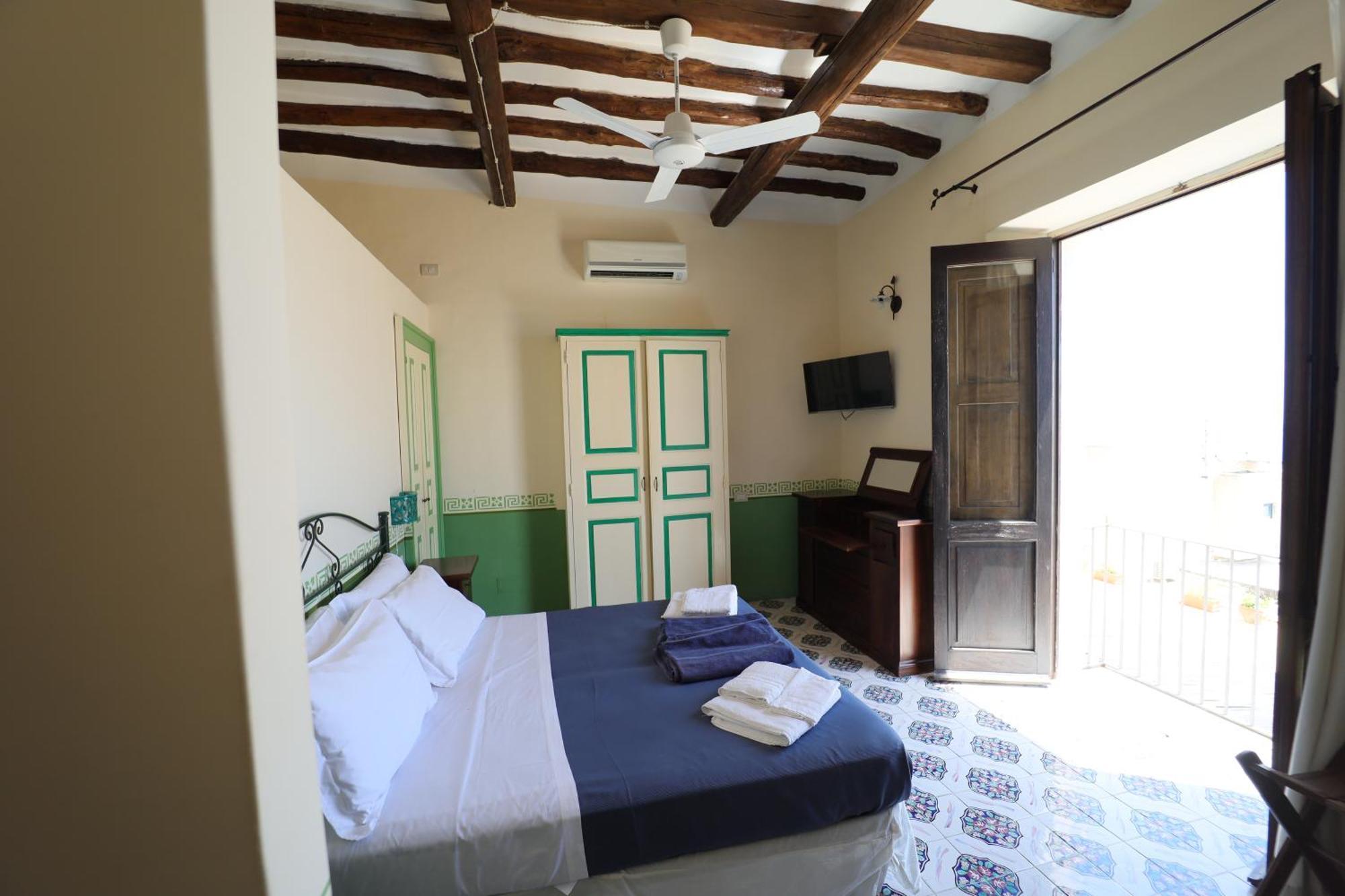סנטה מרינה סלינה Hotel Arcangelo - Salina מראה חיצוני תמונה