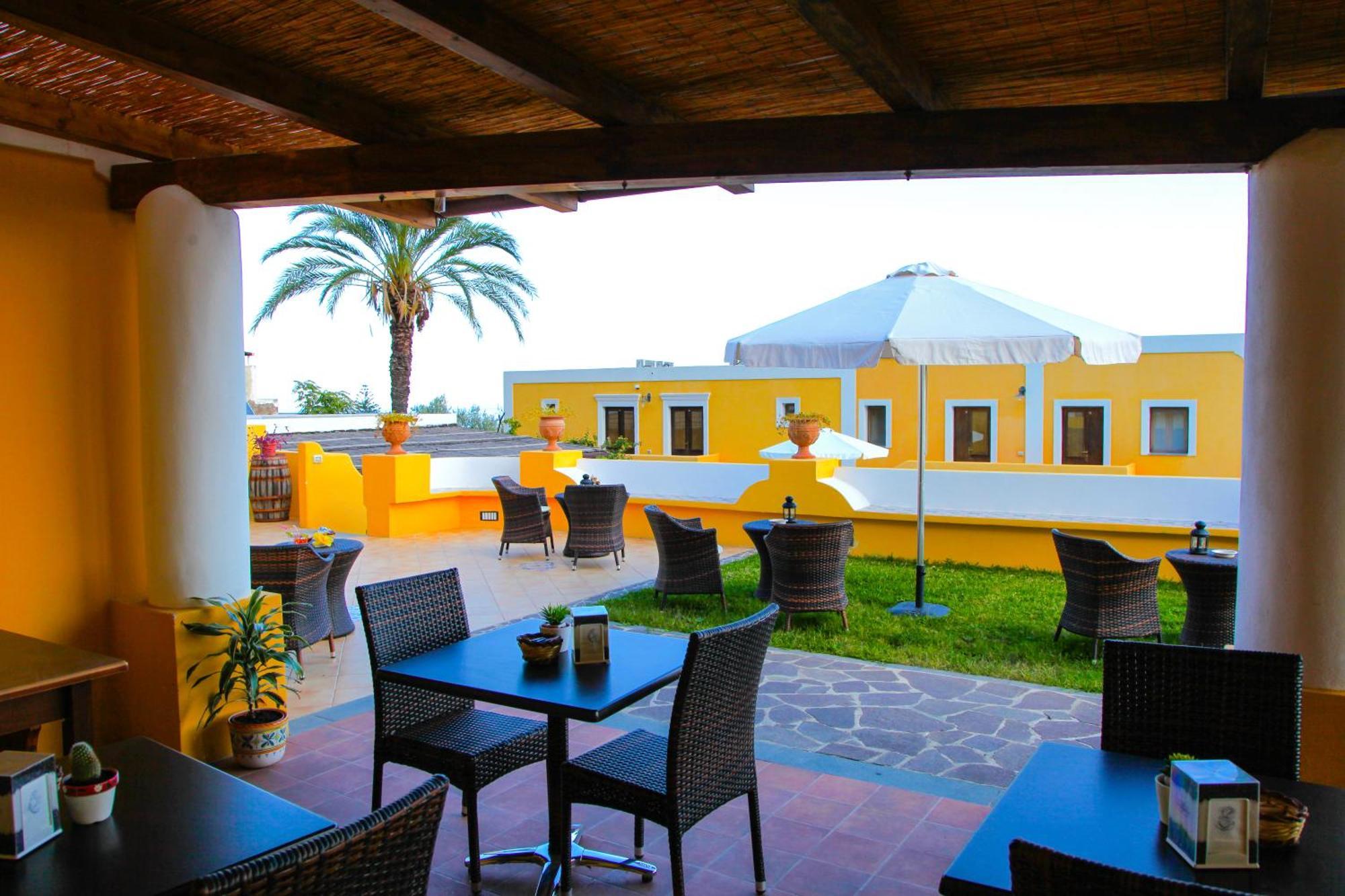 סנטה מרינה סלינה Hotel Arcangelo - Salina מראה חיצוני תמונה
