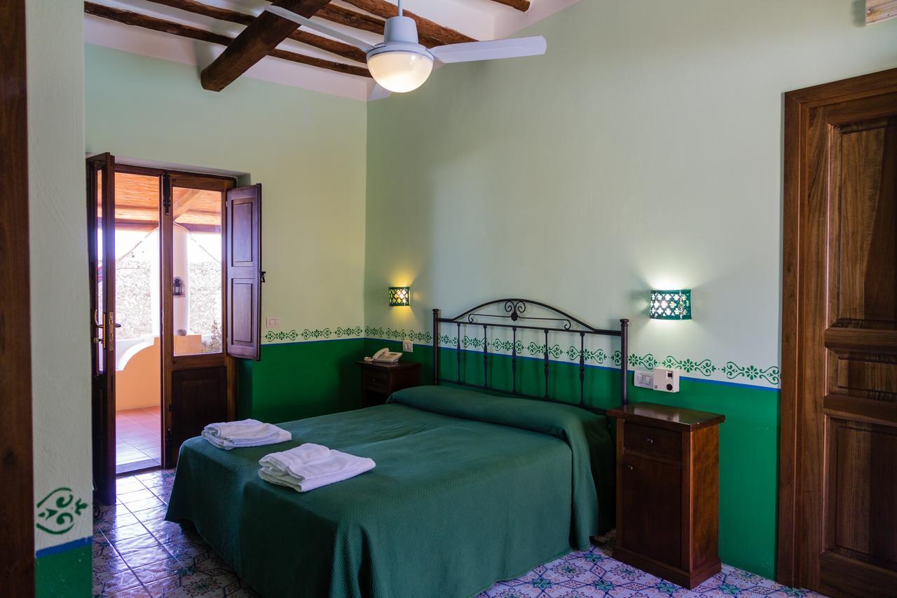 סנטה מרינה סלינה Hotel Arcangelo - Salina מראה חיצוני תמונה